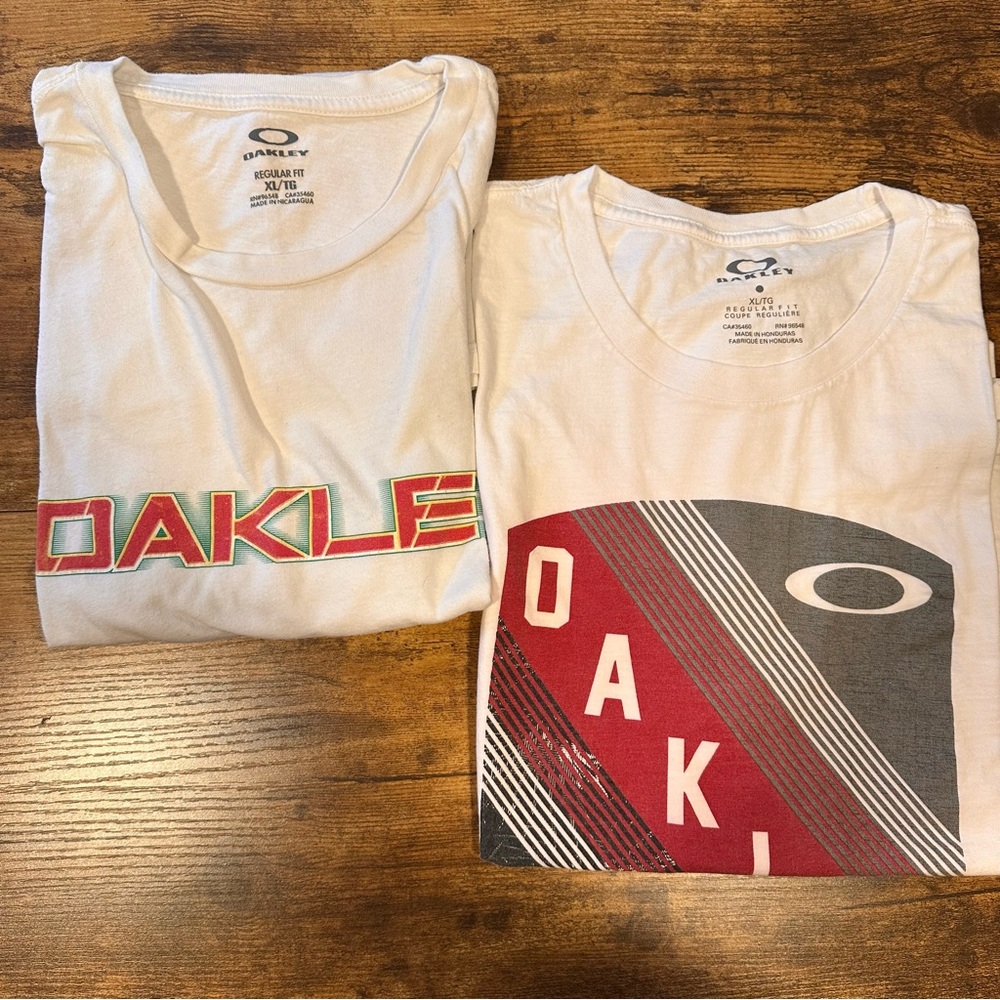 Lot 2: Oakley Graphic Tee’s